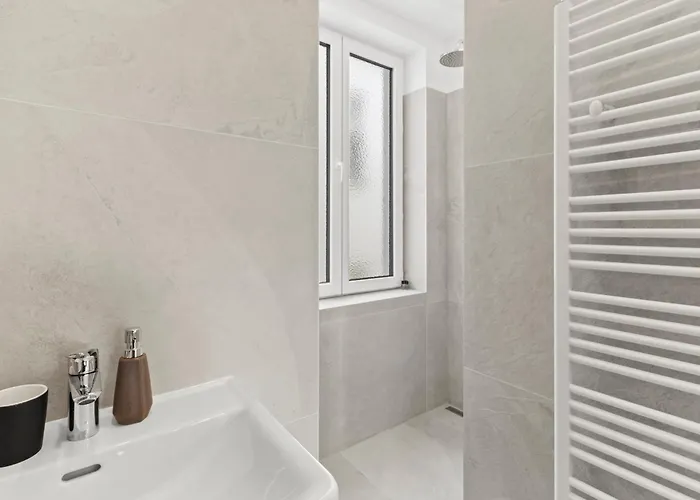 Διαμέρισμα Feelhome-balkon-zentrum-6 Gaeste-wifi-smart Tv Βιέννη
