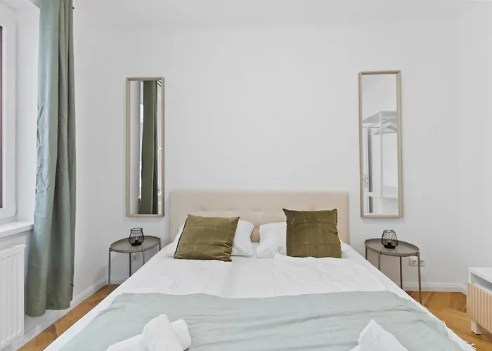 Διαμέρισμα Feelhome-balkon-zentrum-6 Gaeste-wifi-smart Tv *