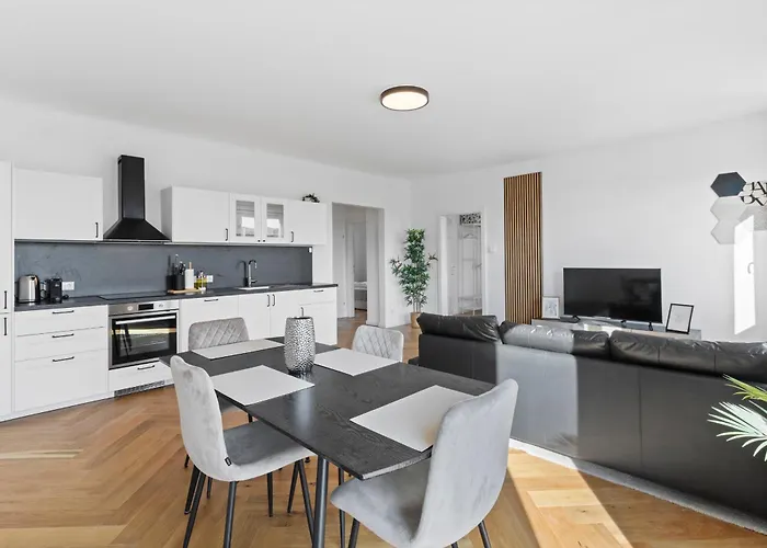 Διαμέρισμα Feelhome-balkon-zentrum-6 Gaeste-wifi-smart Tv *