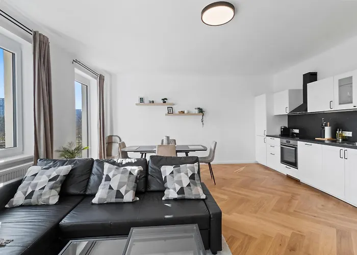 Διαμέρισμα Feelhome-balkon-zentrum-6 Gaeste-wifi-smart Tv
