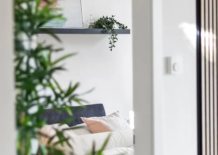 Feelhome-balkon-zentrum-6 Gaeste-wifi-smart Tv Διαμέρισμα
